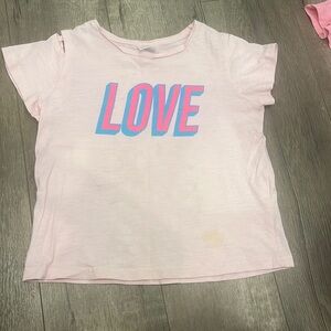 Beautiful pink love tshirt for girls!